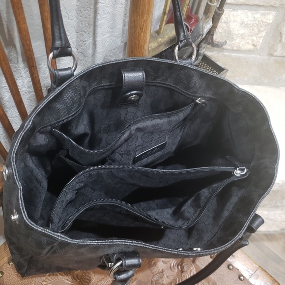 Handbag - Picture 3 of 8